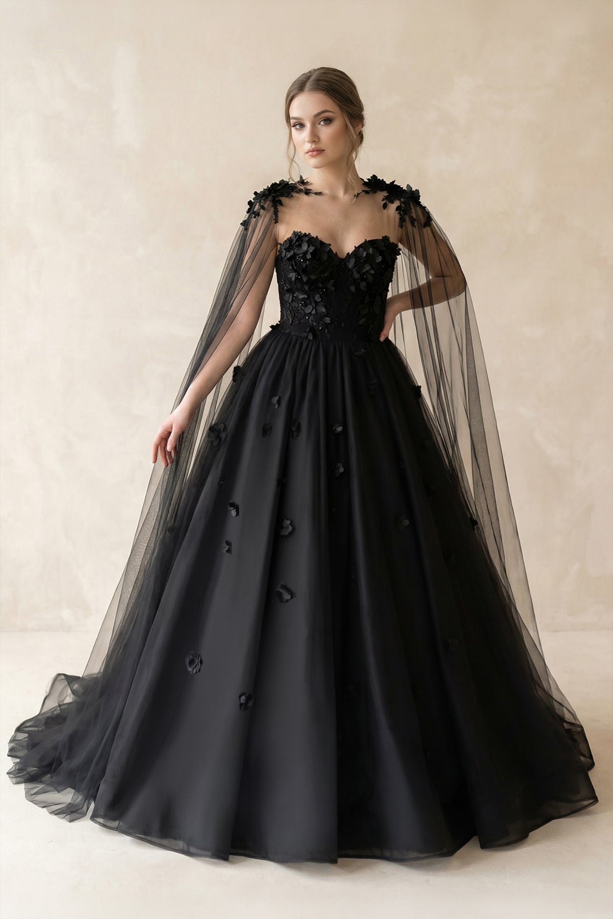 A-Line Black Gothic Wedding Dress 3D Flowers Tulle With Cape